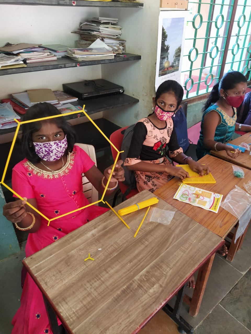 Yuvabe youth teach Maths at Isai Ambalam School